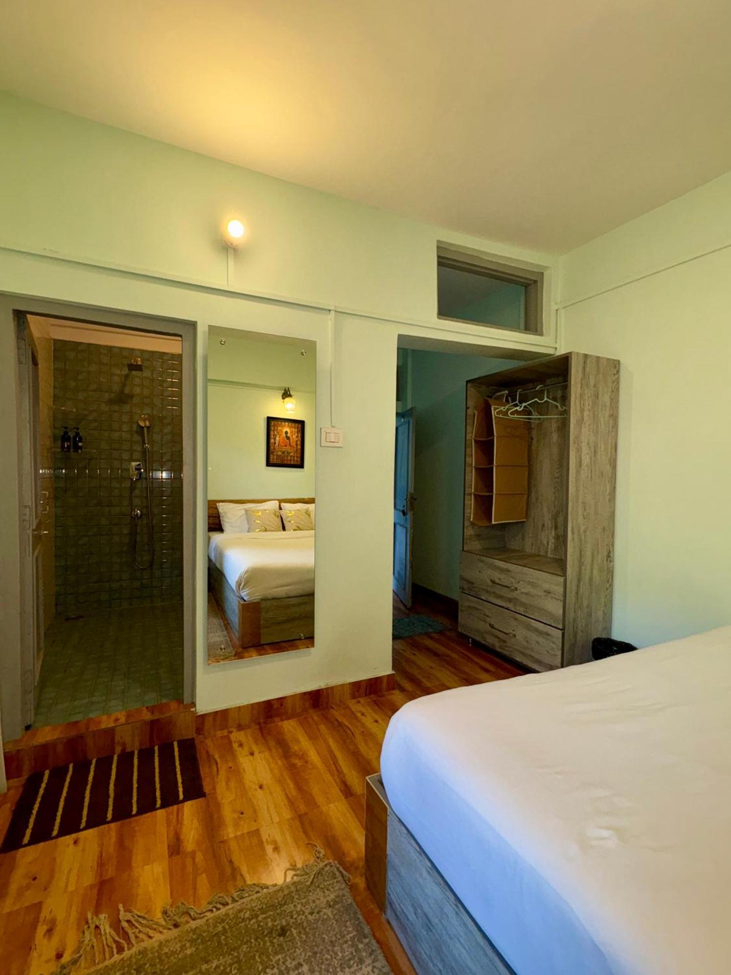 Eevolve Dharamkot - An Eco Hostel McLeod Ganj Exterior foto